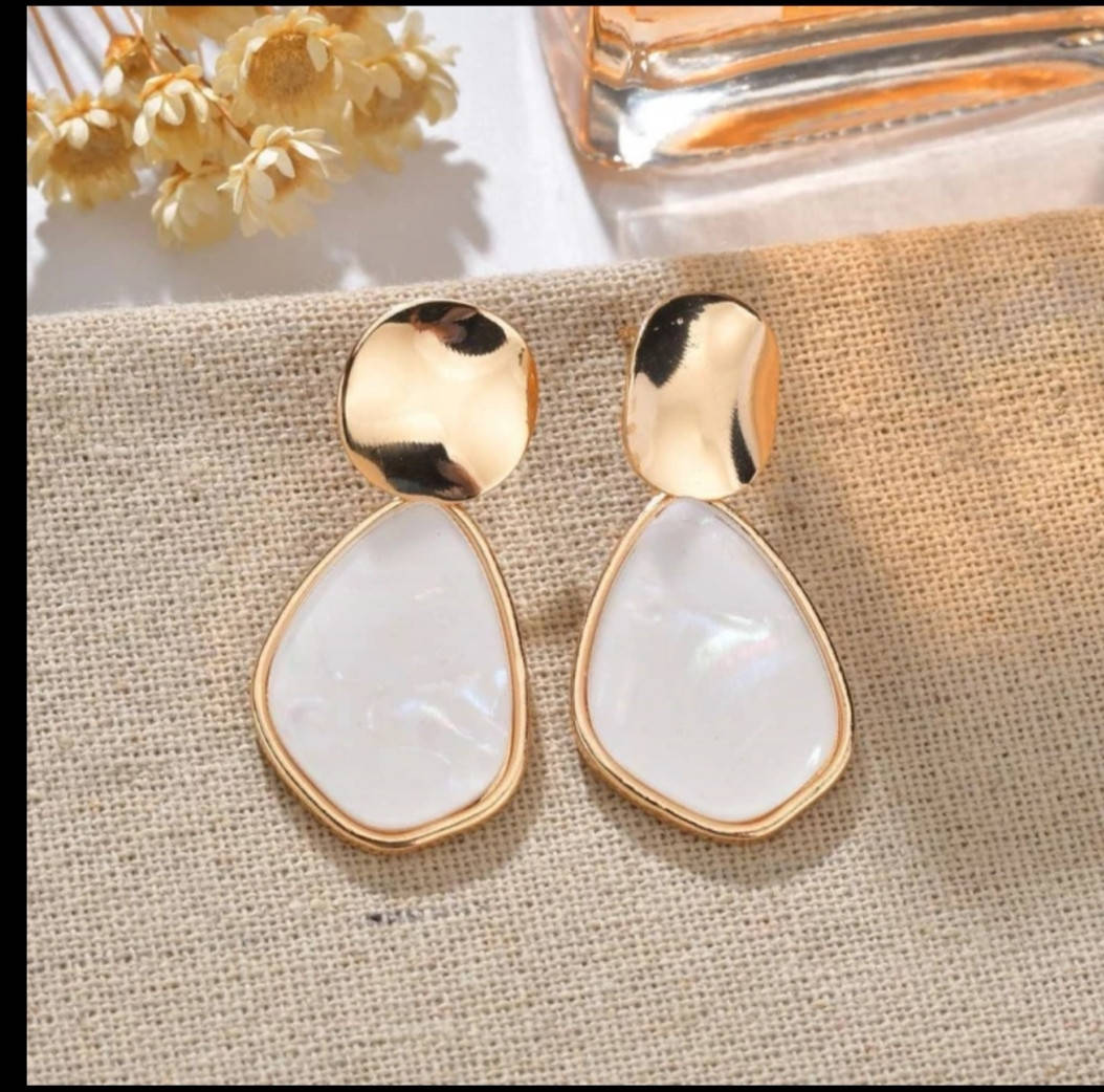 

Серьги с перламутром