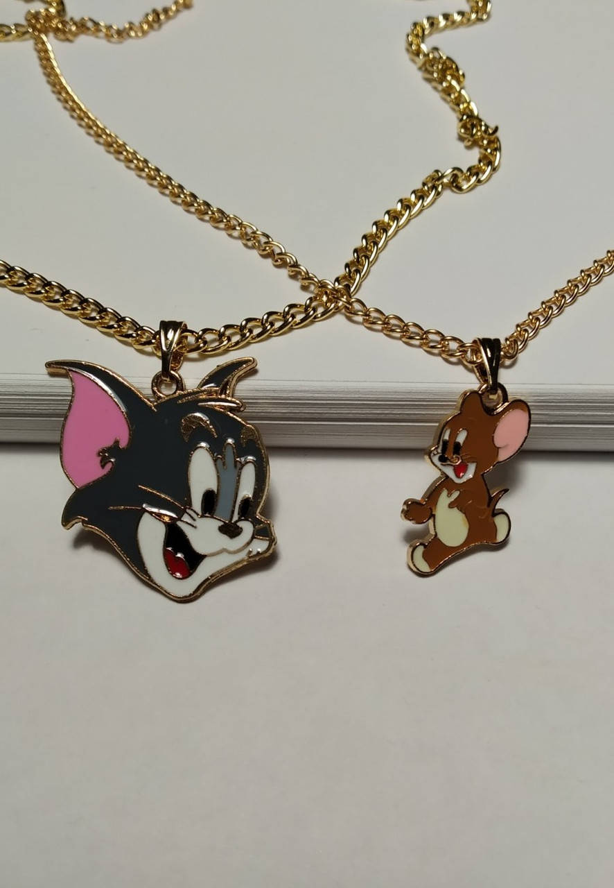 

Кулоны дружбы для двоих Том и Джери эмаль / парные кулоны эмаль на цепочках золотистые.