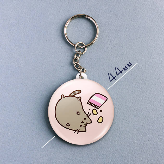 

"Кот Пушин с чипсами" брелок круглый Ø44 мм, Разные цвета