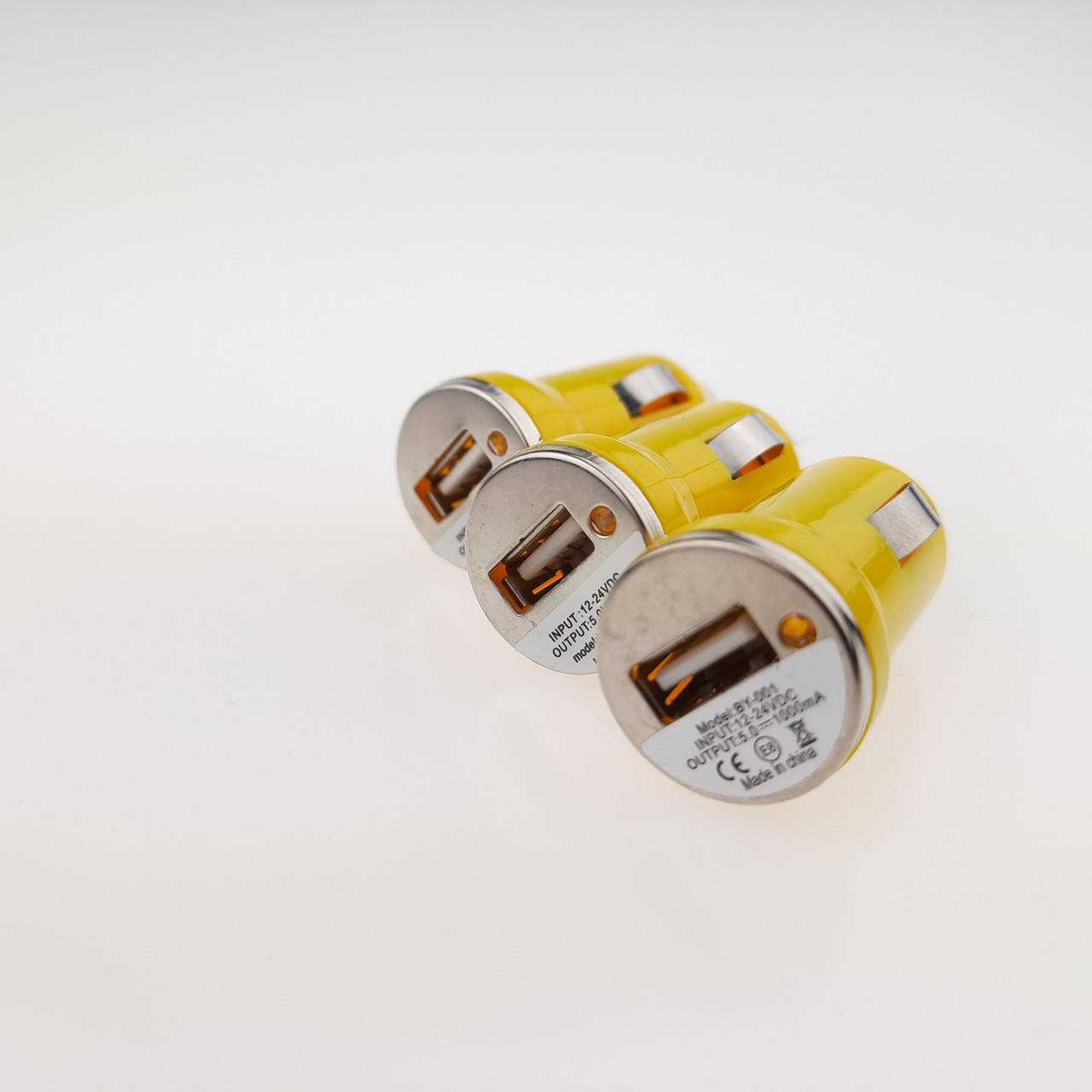 

Переходник USB в прикуриватель на 1 вход (Желтый цвет)