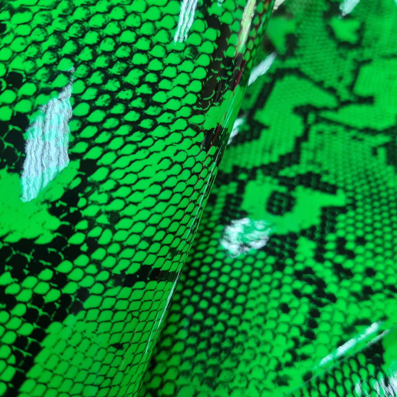 

Винил формат А4 змея, neon Green