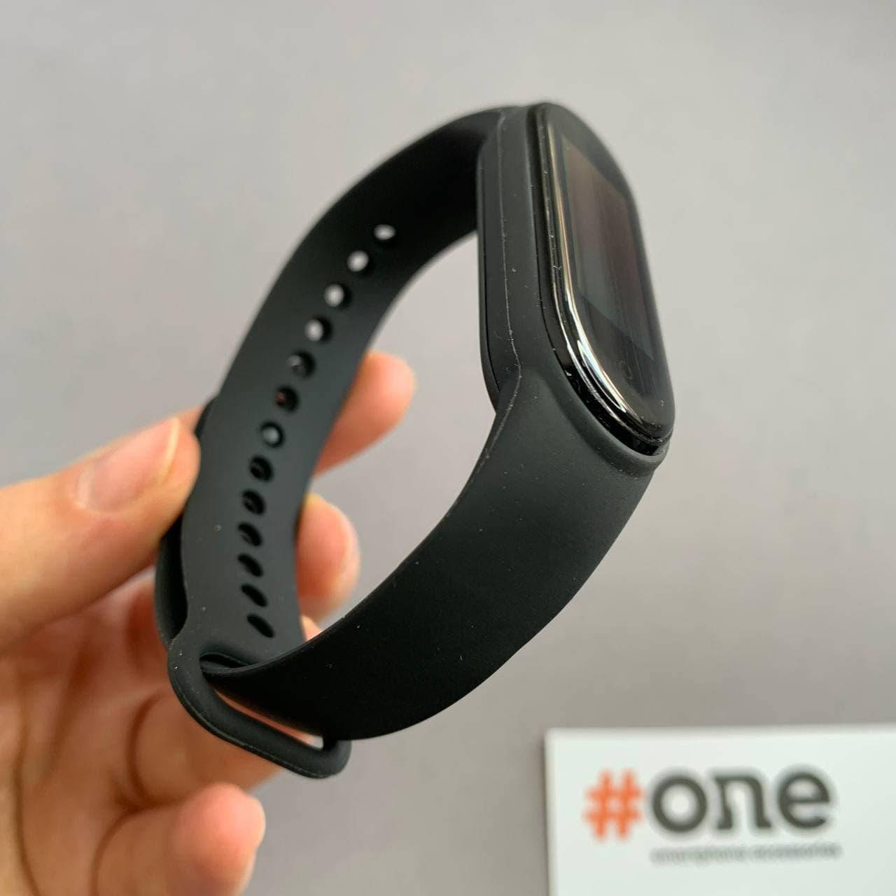 

Ремешок для Xiaomi Mi Band 5 силиконовый цветной ремешок для фитнесс браслета ми бенд 5 черный BND