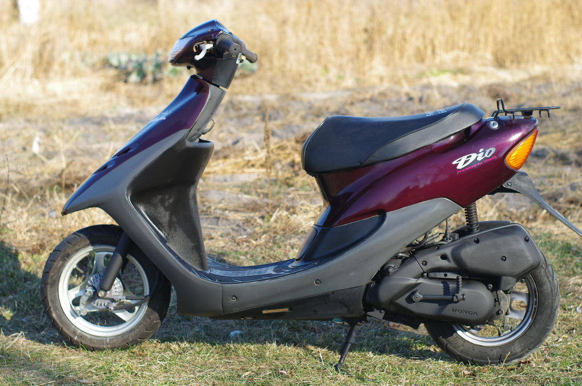 

Мопед Honda Dio 34 (вишнёвый металлик) 49 см.куб