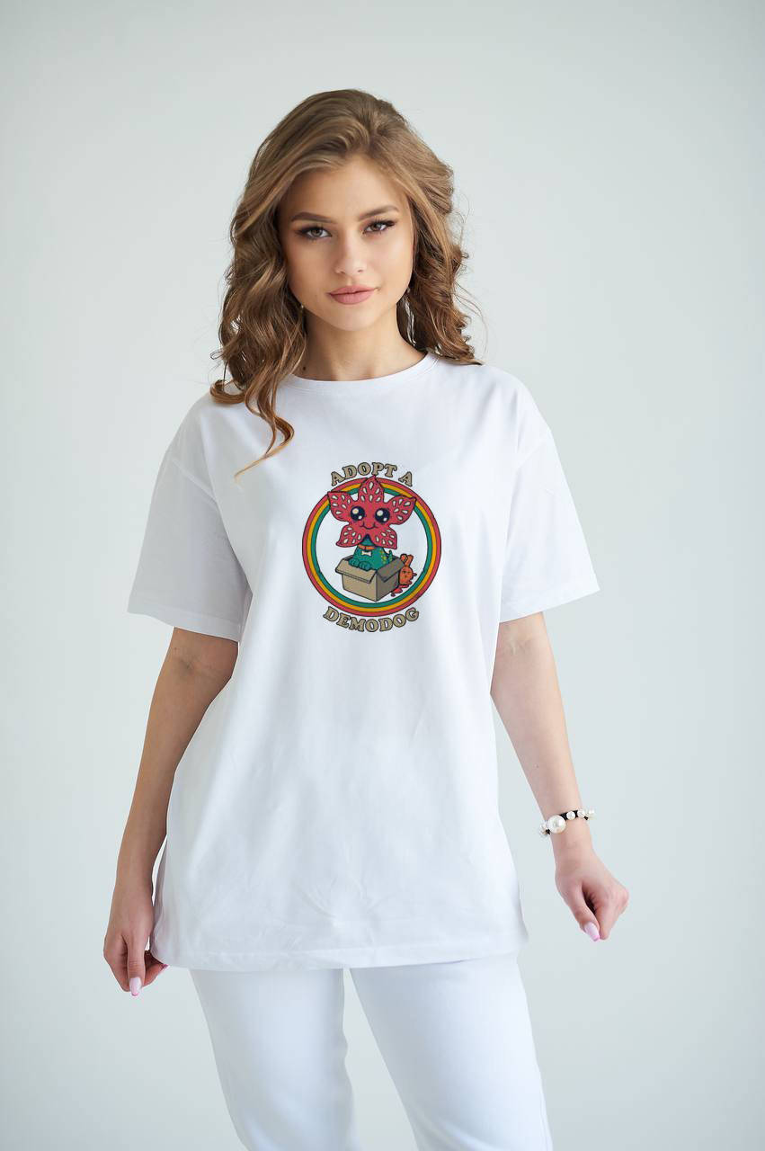 

Футболка женская Оверсайз Stranger Things белая с принтом Очень Странные Дела M, Белый