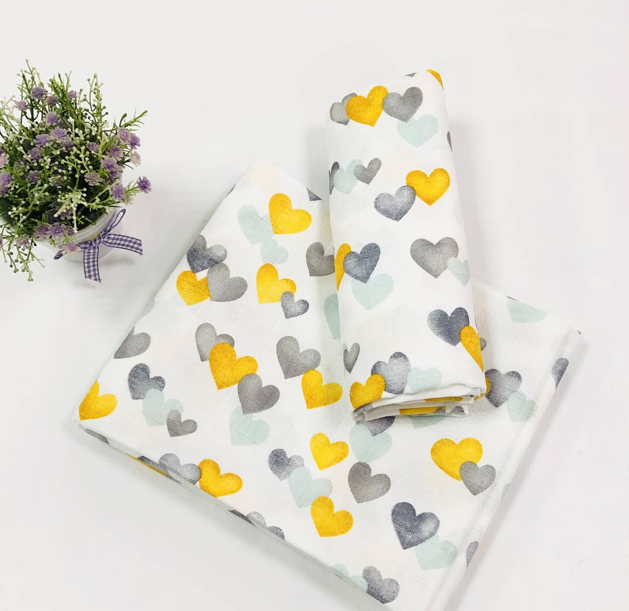 

Пеленка детская муслин двухслойный желтые сердечки 80*100 см МП-244, Разные цвета