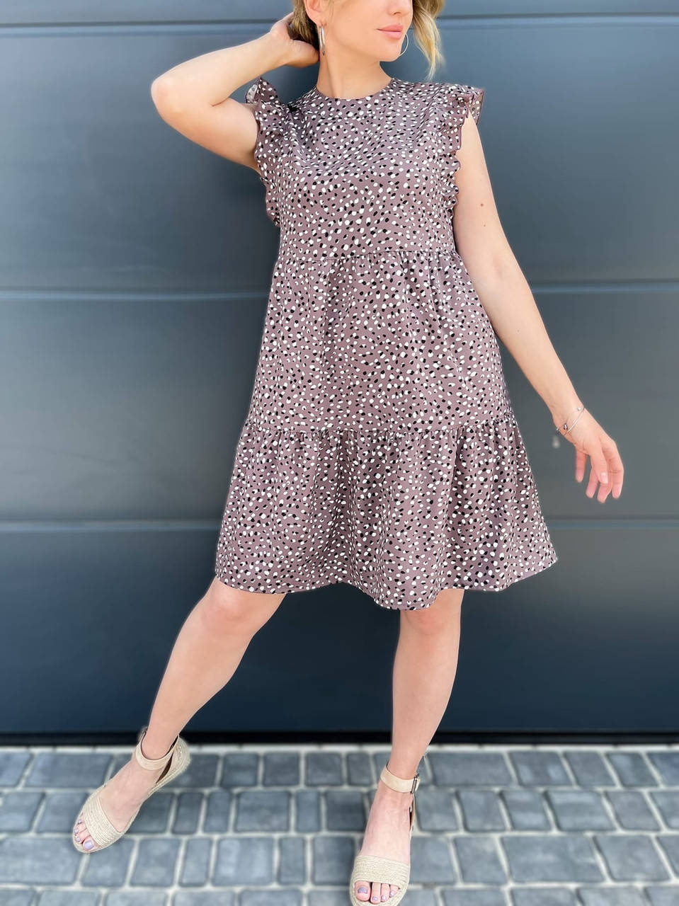 

Женское летнее свободное платье с рюшами