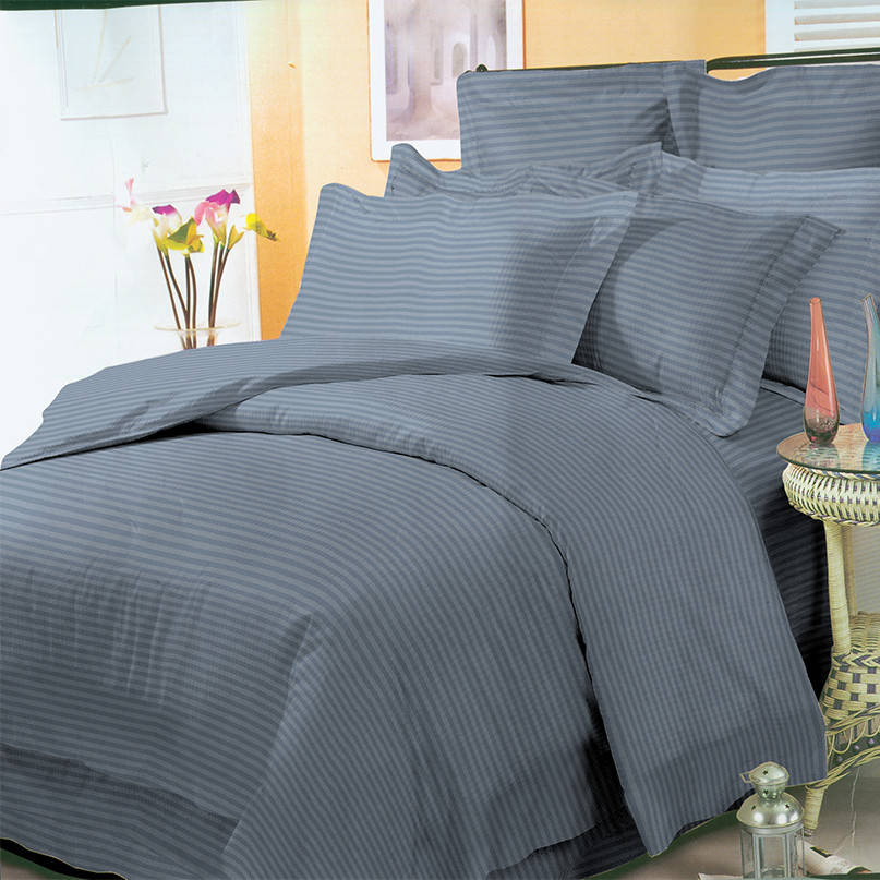 

Комплект постельного белья двуспальный 180*220 страйп сатин люкс серый 543916 TM Krispol, Темно-серый