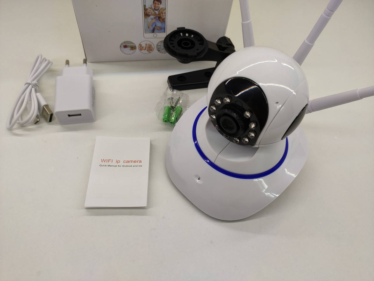 

Поворотная IP Wifi камера видеонаблюдения