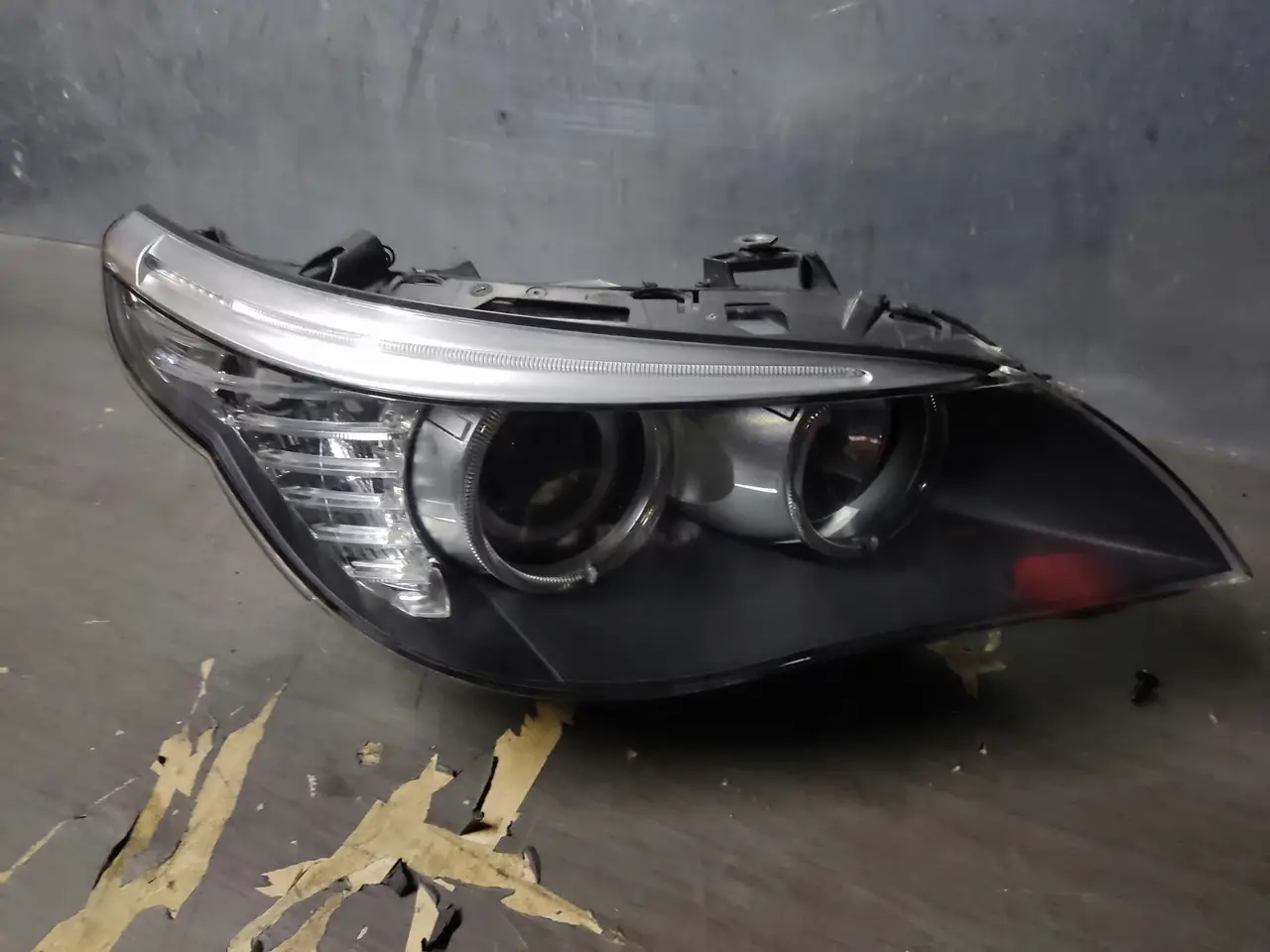 

Фара BMW E60 E61 Права Рестайл LCI H7 под заказ 2-4 дн