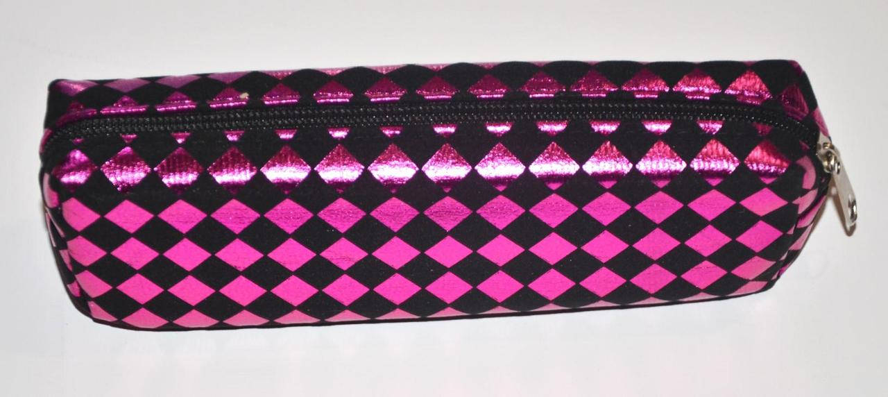 

Пенал-косметичка "Ромбики блестящий" 20х5х3.5 см, фольга /, Разные цвета