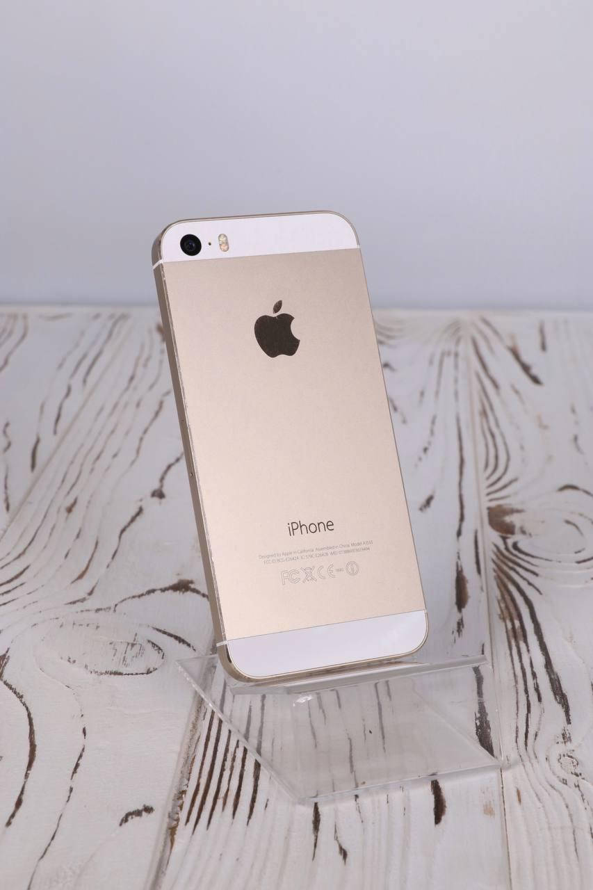 

Apple iPhone 5S 16GB Gold Neverlock, Серебристый