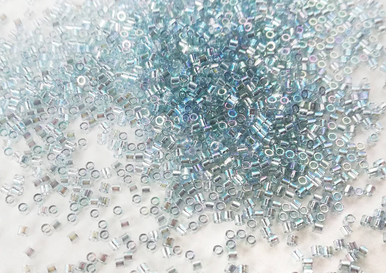 

Японський бісер Miyuki Delica 15/0 DBS0110 Transparent Lt. Blue AB
