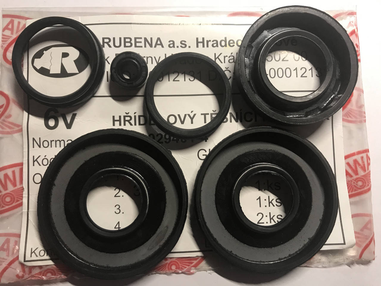 

Сальники Ява 208480