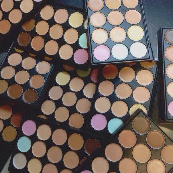 

Палитра Кремовых Консилеров (корректор для Лица) MAC 15 оттенков