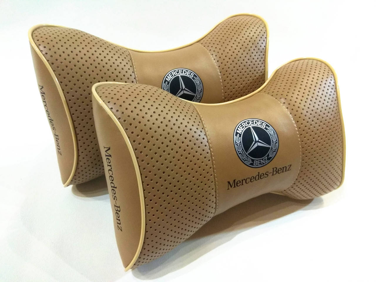 

Подушка на подголовник в авто Mercedes-Benz 1шт., Бежевый