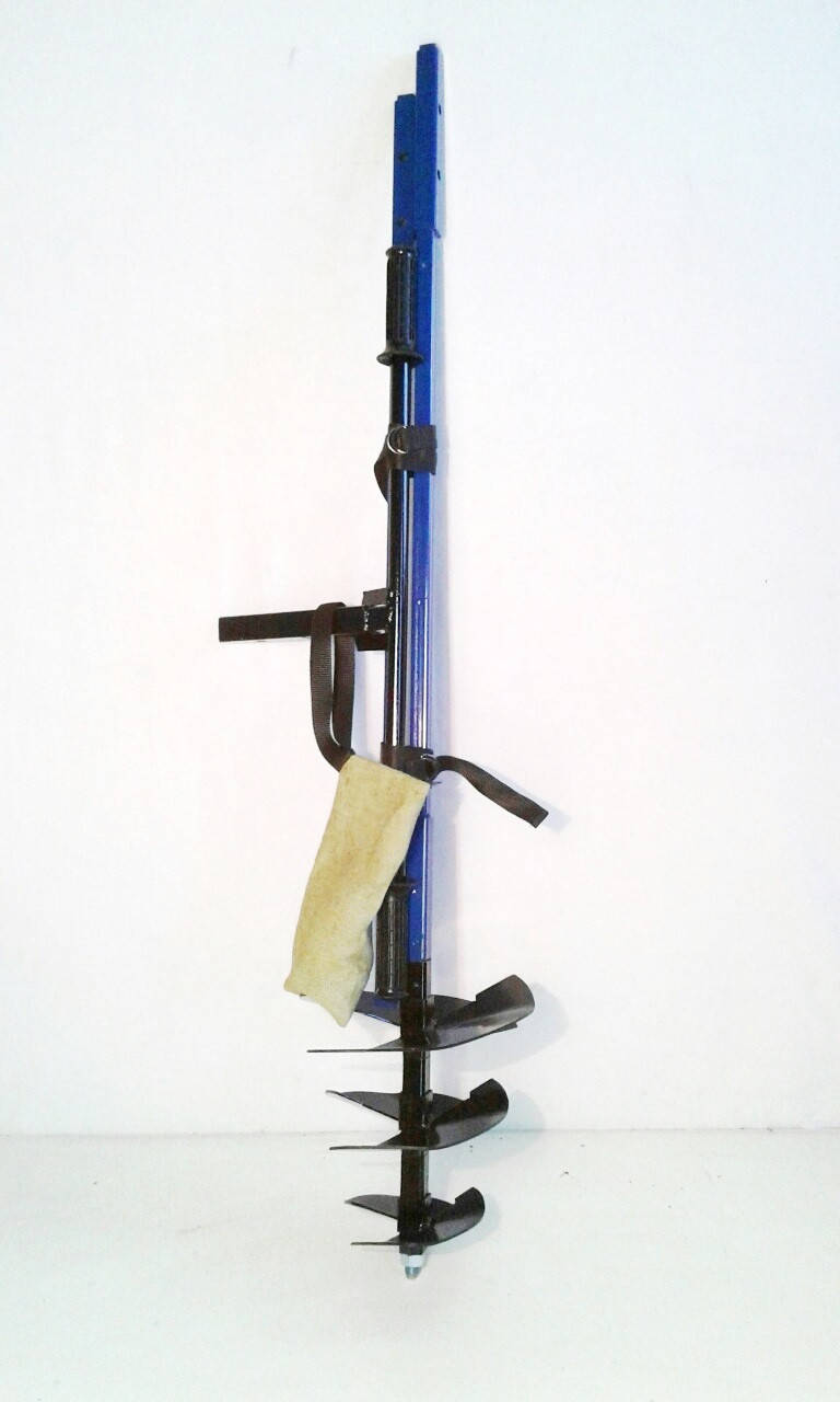 

Бур "Мрiя господаря". 150/200/250 мм. Глубина бурения 1900 мм.