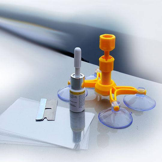 

Набор для ремонта трещин, сколов лобового стекла ремкомплект клей полимер Windshield Repair Kit black