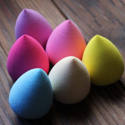 

Спонж для нанесения макияжа Beauty Blenders яйцеобразной формы мягкой текстуры