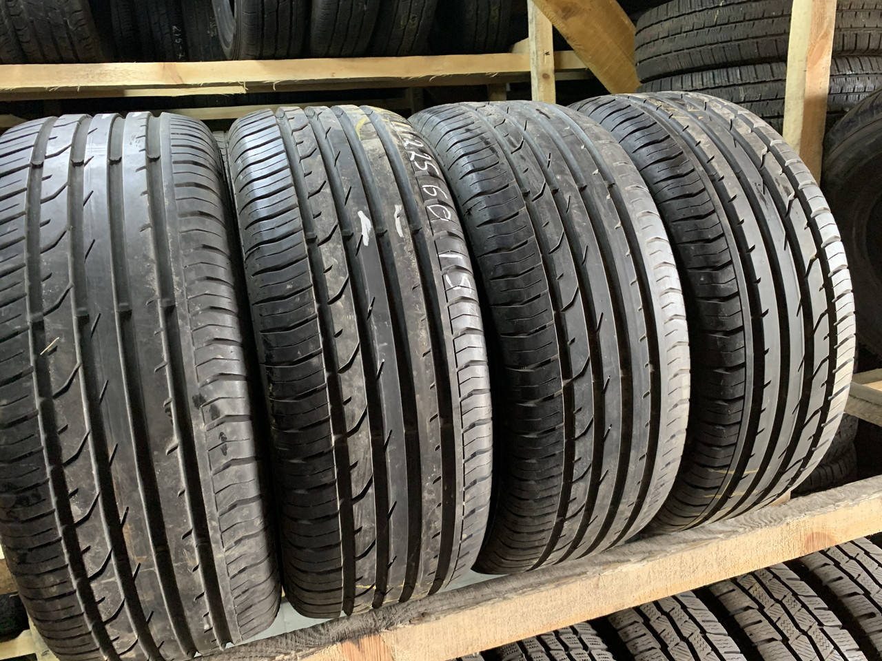 

Літо 225/60R15 Continental, Bridgestone Turanza Er300, Uniroyal RAIN Expert