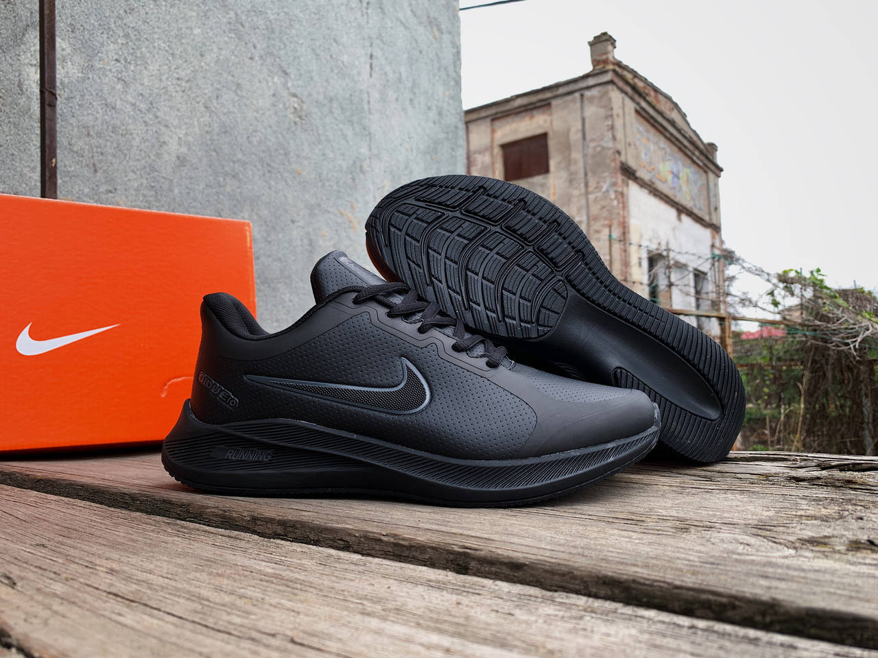 

Мужские кроссовки Nike Zoom Guide 10 Black черные водонепроницаемые, Черный