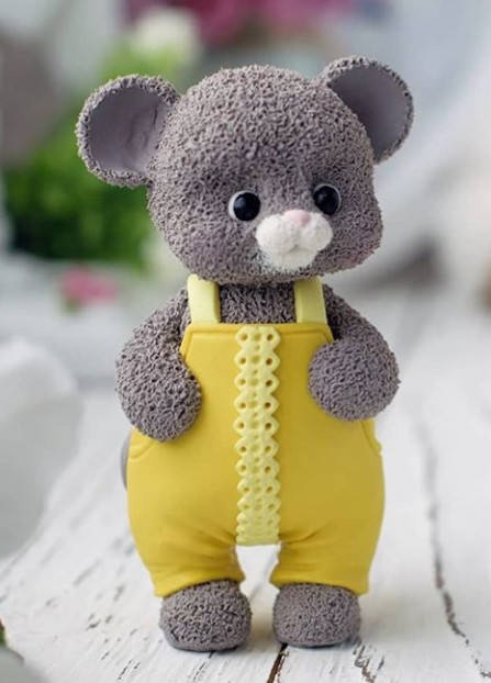 

Силиновый молд 3 д мишка в комбинезоне