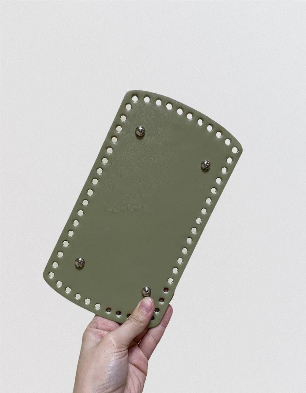 

Дно для сумки/рюкзака 23х13см, с ножками, форма прямоугольник закругленый (цвет любой из палитры)