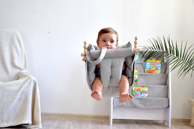 

Тканевая подвесная детская качель от Infancy галетная Серая 40/40/30 см, Серый