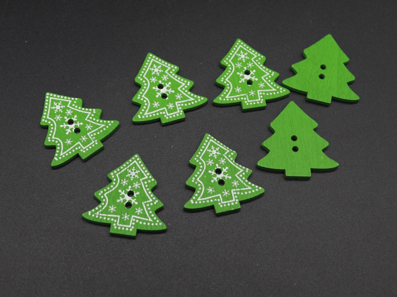 

Деревянные заготовки для творчества. Ёлка. 32мм