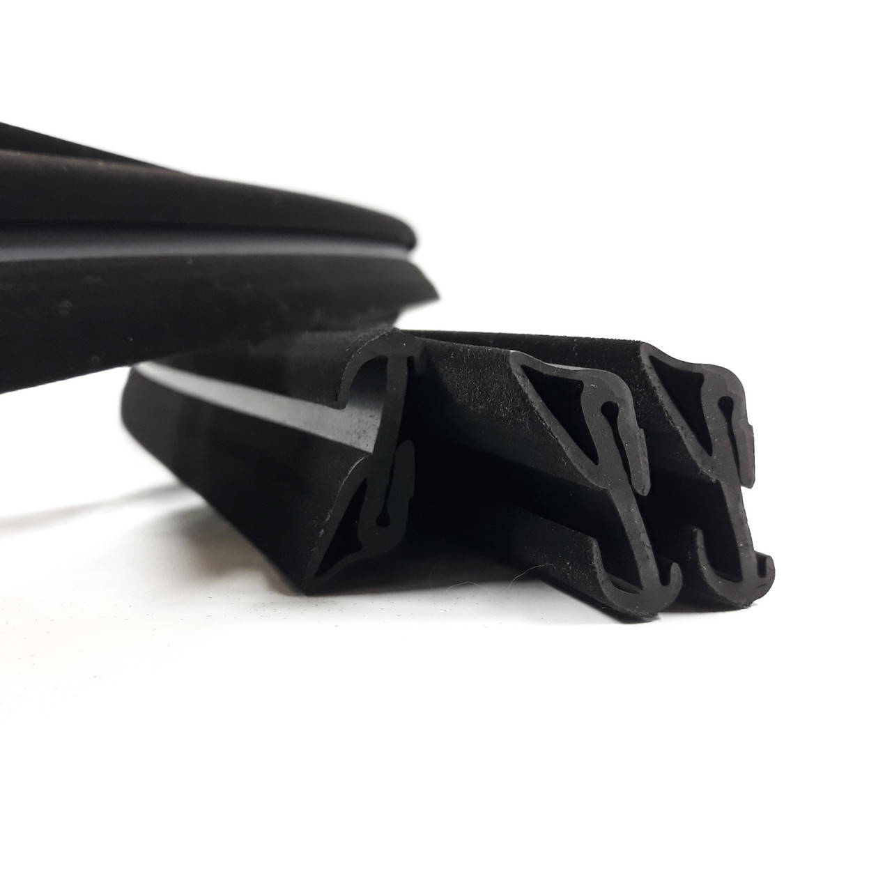 

Уплотнитель опускного стекла передней двери ВАЗ 2108