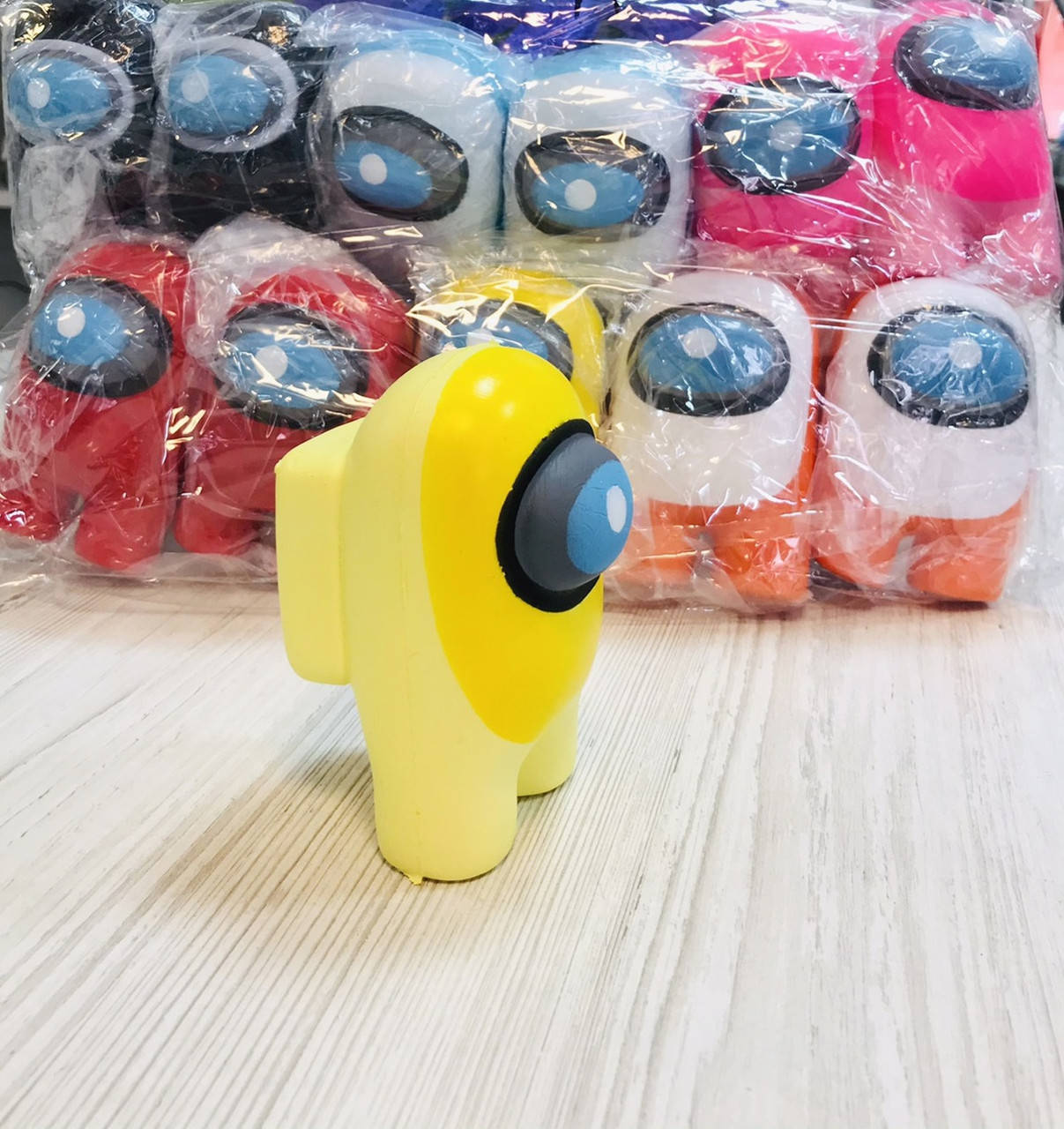 

Антистрес 6653 сквиш Амонг-ас