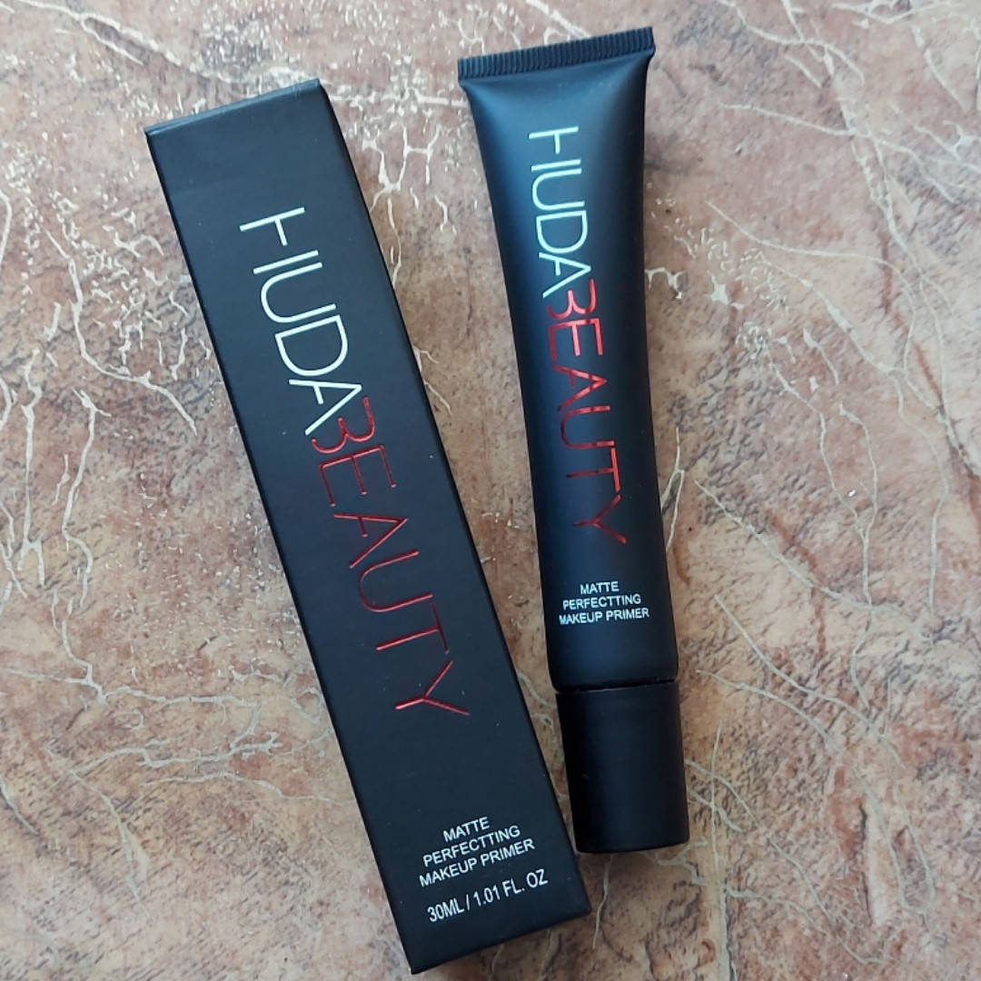 

Матовый праймер для макияжа HudaBeauty 30ml