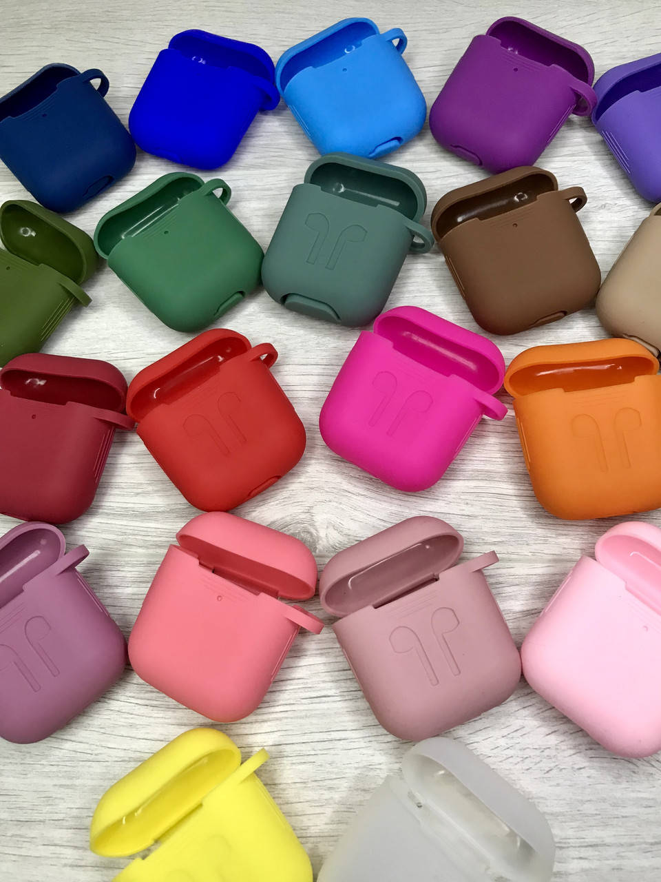

Чехлы для Apple AirPods 1,2 Silicone Case силіконові чохоли ДЛЯ APPLE AIRPODS 1,2