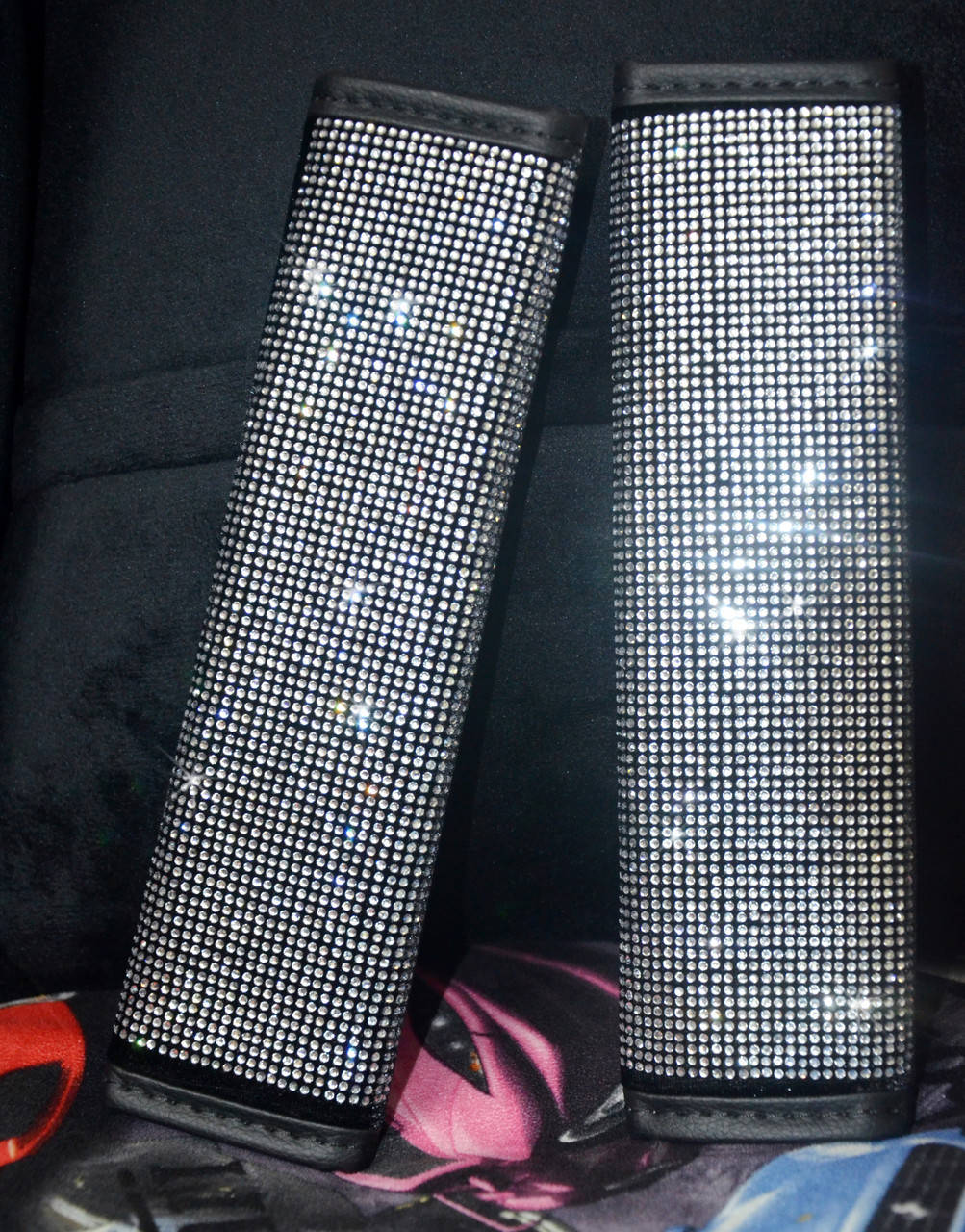 

Накладки на ремни безопасности в стразах кристалл (пара)