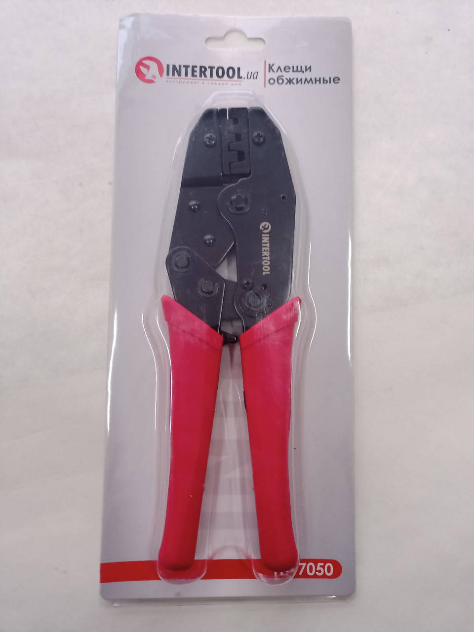 

Клещи обжимные (0.5 -1/1.5 - 2.5/4 - 6мм.) INTERTOOL