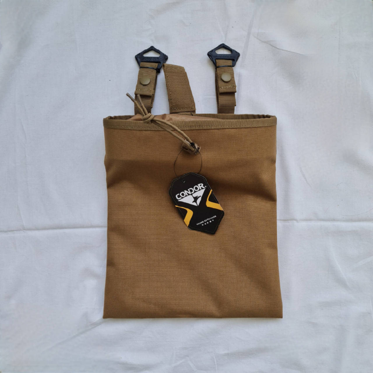 

Підсумок для скидання магазинів. Condor 3-Fold Mag Recovery Pouch MA22.