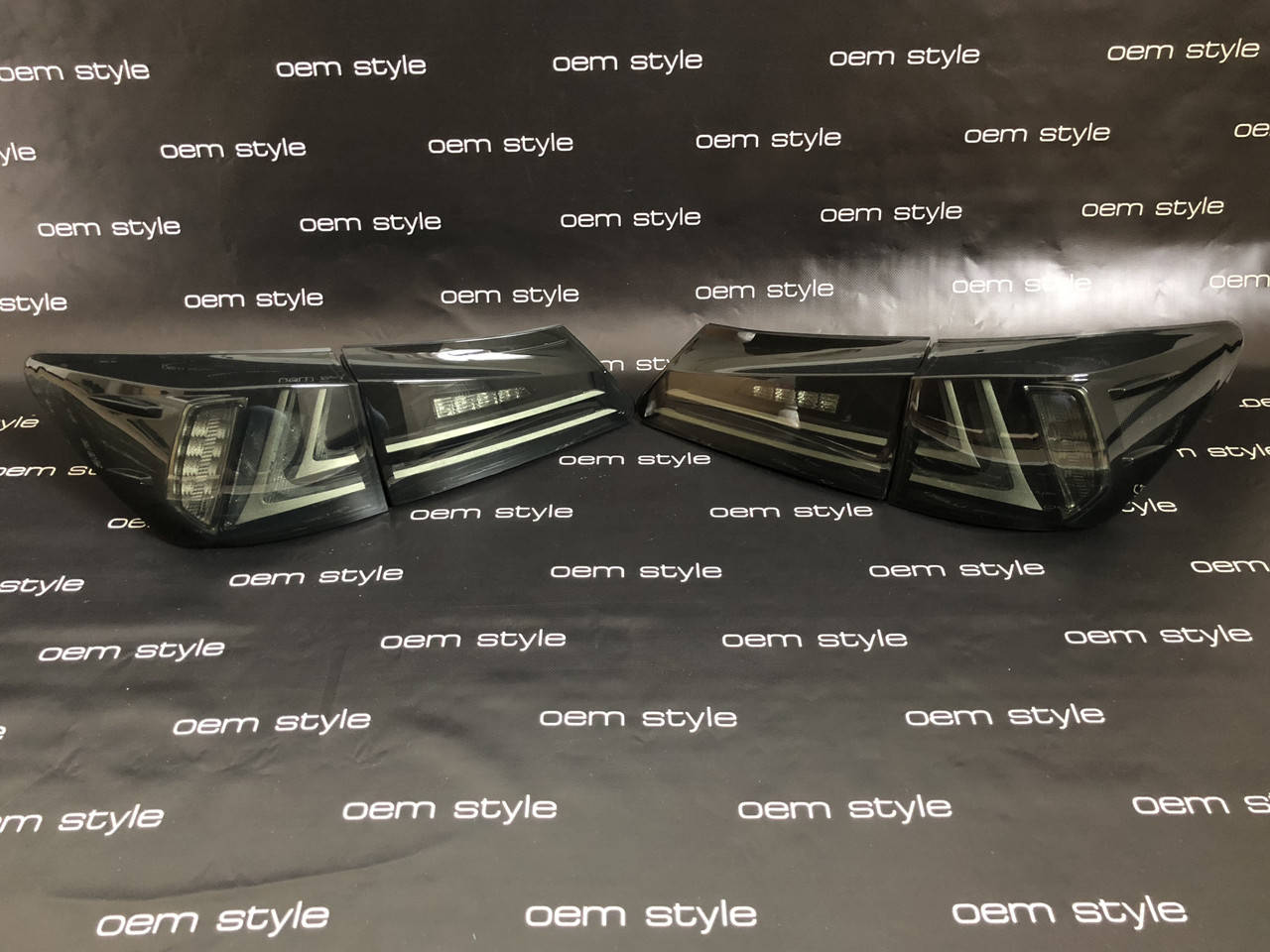 

Задние LED фонари LEXUS IS 06-12 Black