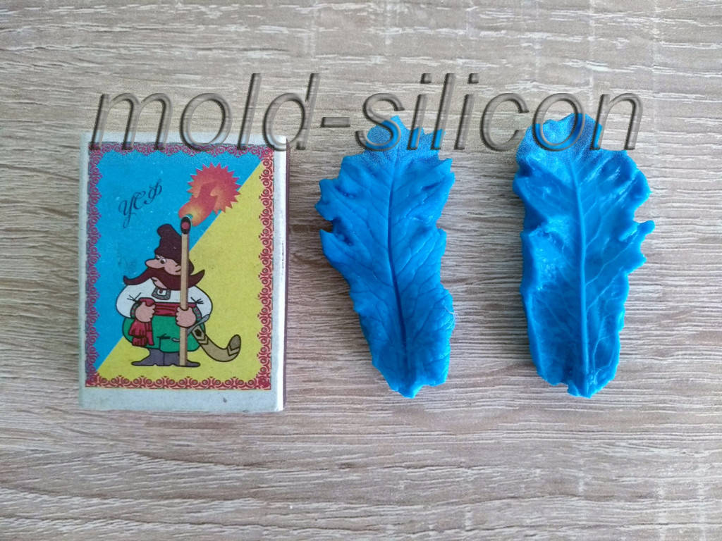 

Силиконовый вайнер "Лист мака 2"