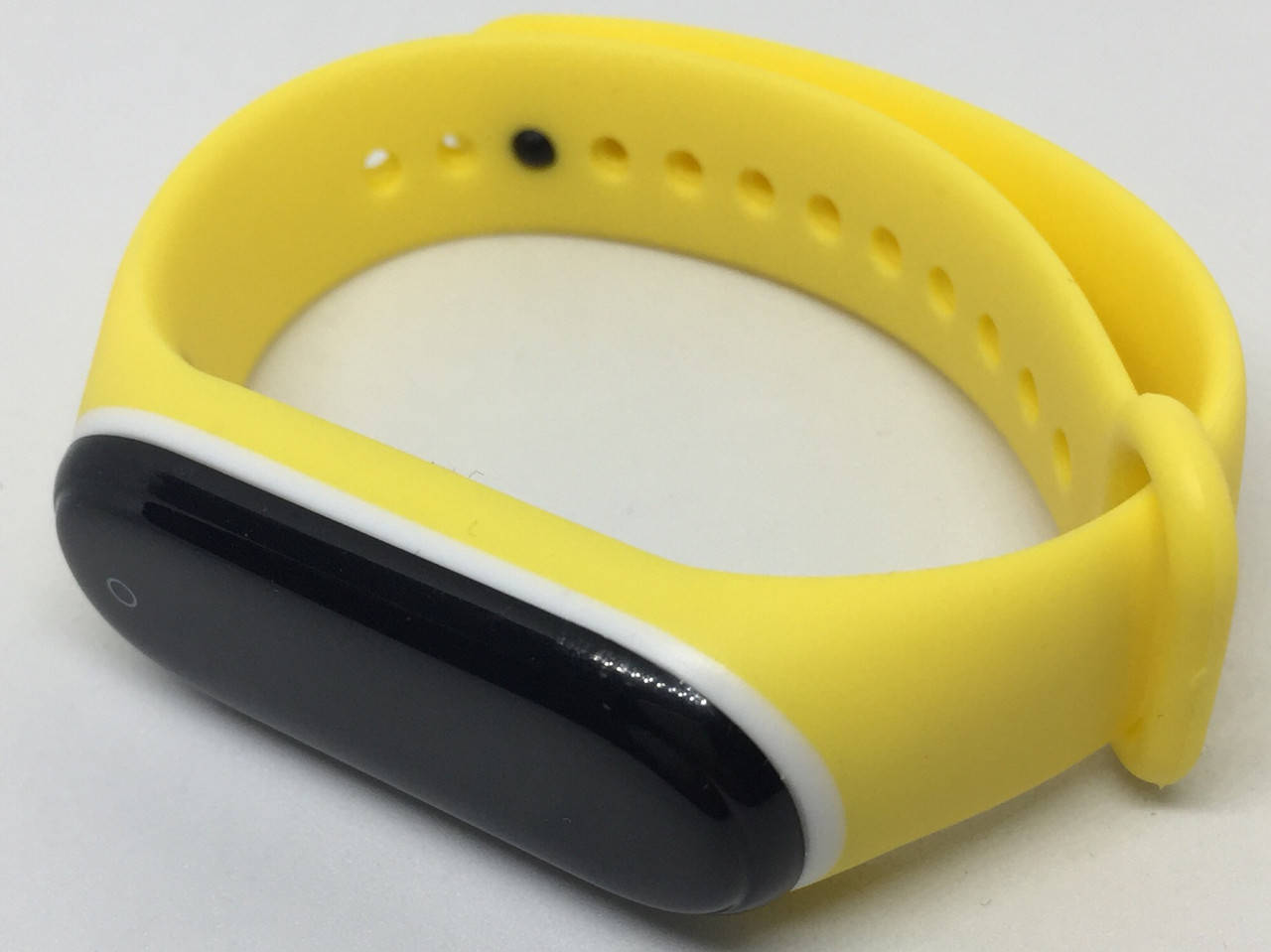 

Ремешок для фитнес-браслета Xiaomi mi band 3 ми бенд 4 двухцветный жёлтый с белым