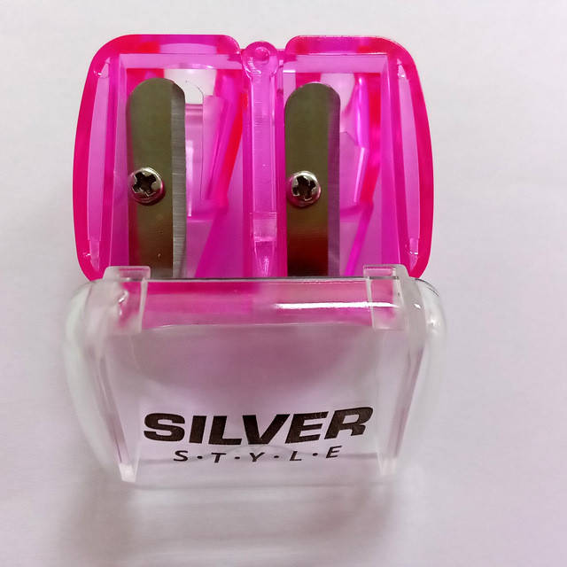 

Точилка для косметических карандашей двойная Silver Style ST 0003