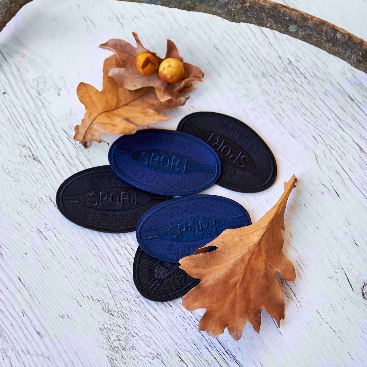 

Термоаппликации, нашивки на одежду / цвет синий + черный / размер 8 * 5 см / заказт от 1 комплекта (10 шт)