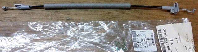 

Трос (деблокатор) от замка двери к внутренней ручке открывания передней двери GM 13231174 OPEL Vectra-C