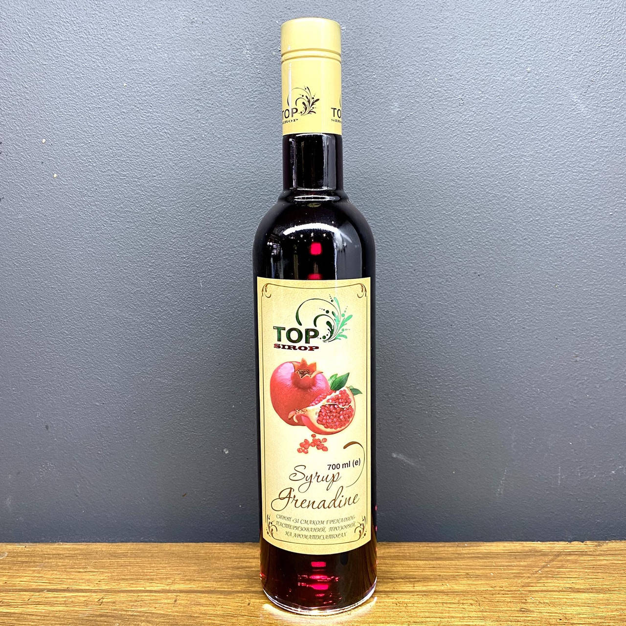 

Cироп "Гренадин" 900г. для коктелей, десертов, выпечки ТМ "TOP Sirop" в стекле 700мл