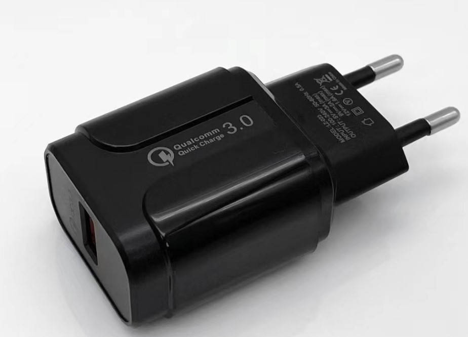 

Быстрая зарядка 5V3A 9V2A 12V1,8A QC 3.0