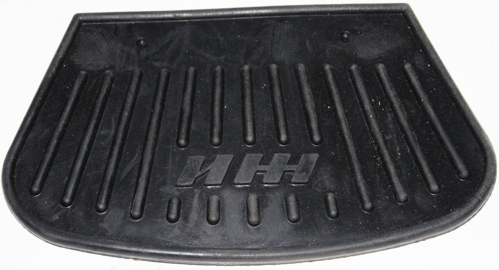 

Брызговик крыла переднего Иж