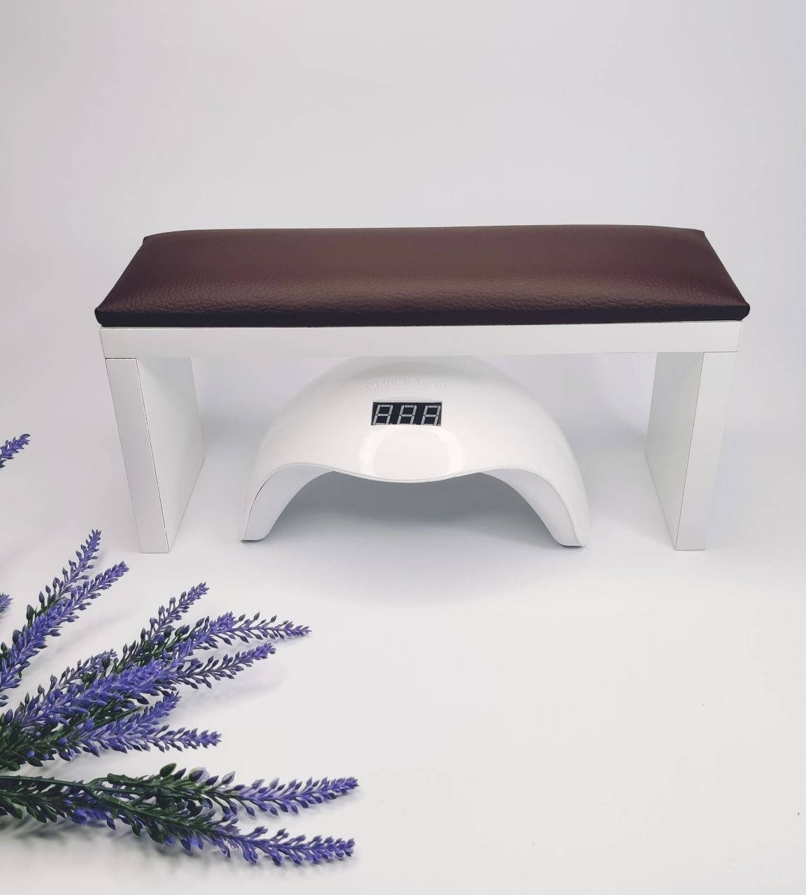 

Подлокотник для маникюра на белых ножках (коричневый)