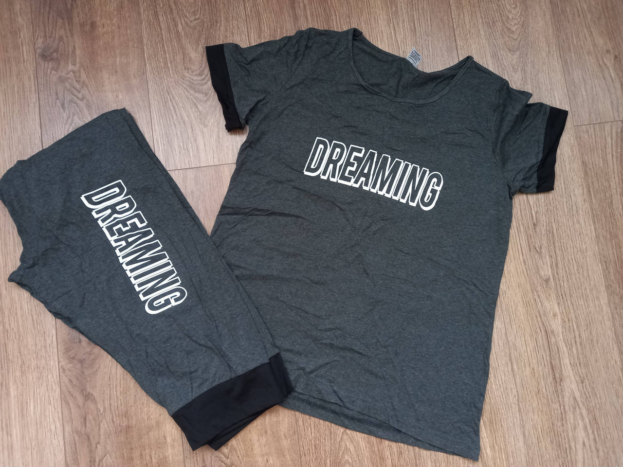 

Женские комплекты с бриджами в ассортименте