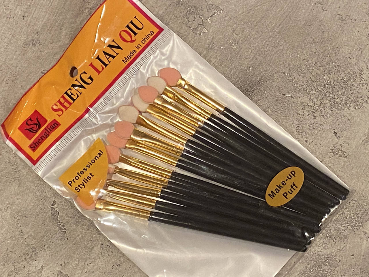 

Набор аппликаторов для теней Sheng с длинной ручкой (12шт)