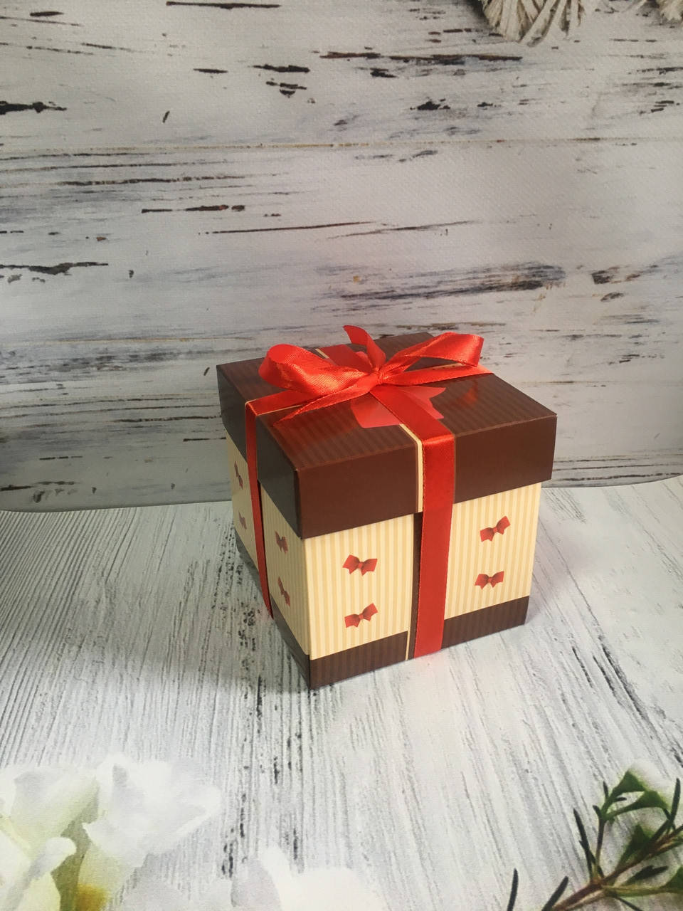 

Подарочная коробочка для чашки