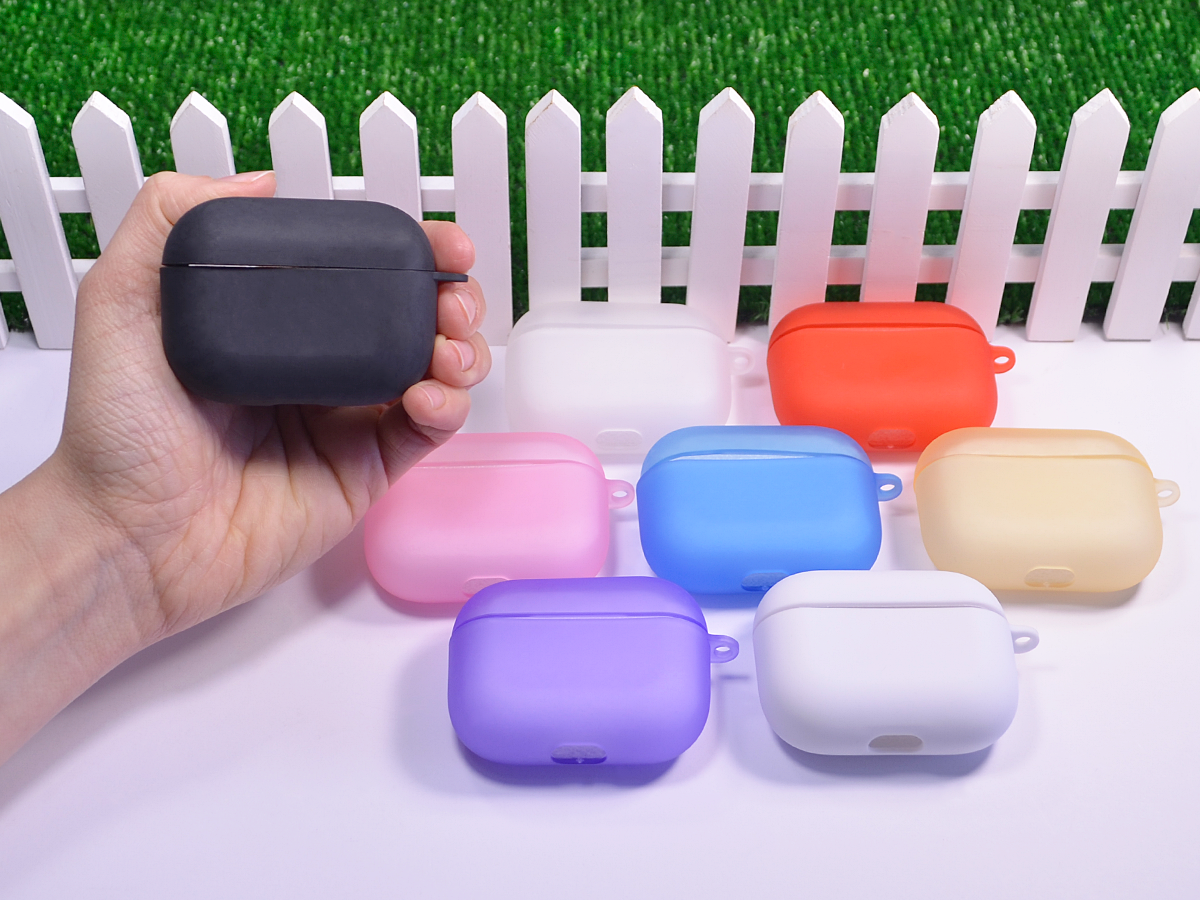 

Силиконовый чехол для Apple AirPods Pro (2019)