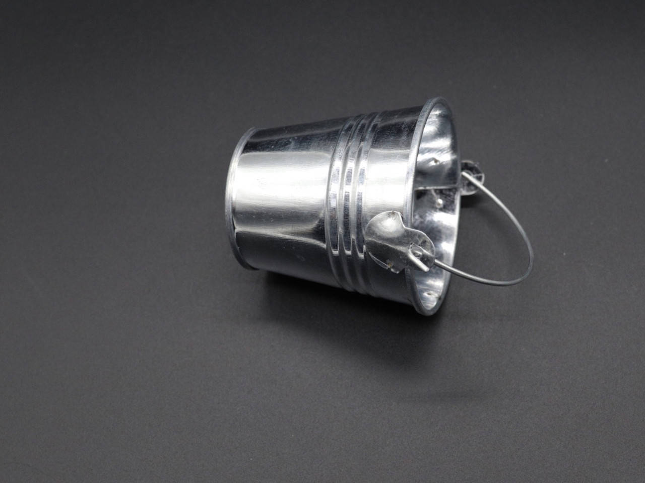 

Декоративное ведро маленькое. 7см, Черный